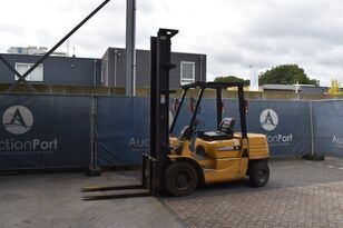 Caterpillar DP30 diesel heftruck te koop Caterpillar DP30 diesel heftruck